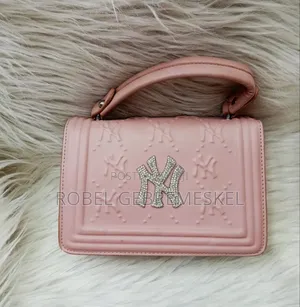 Europe Standard 
Imported Bags
Classy Handbags