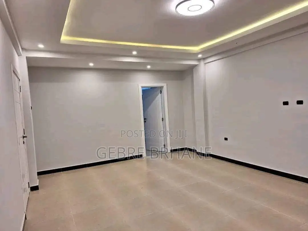 4bdrm Apartment in G+3, Yeka for rent