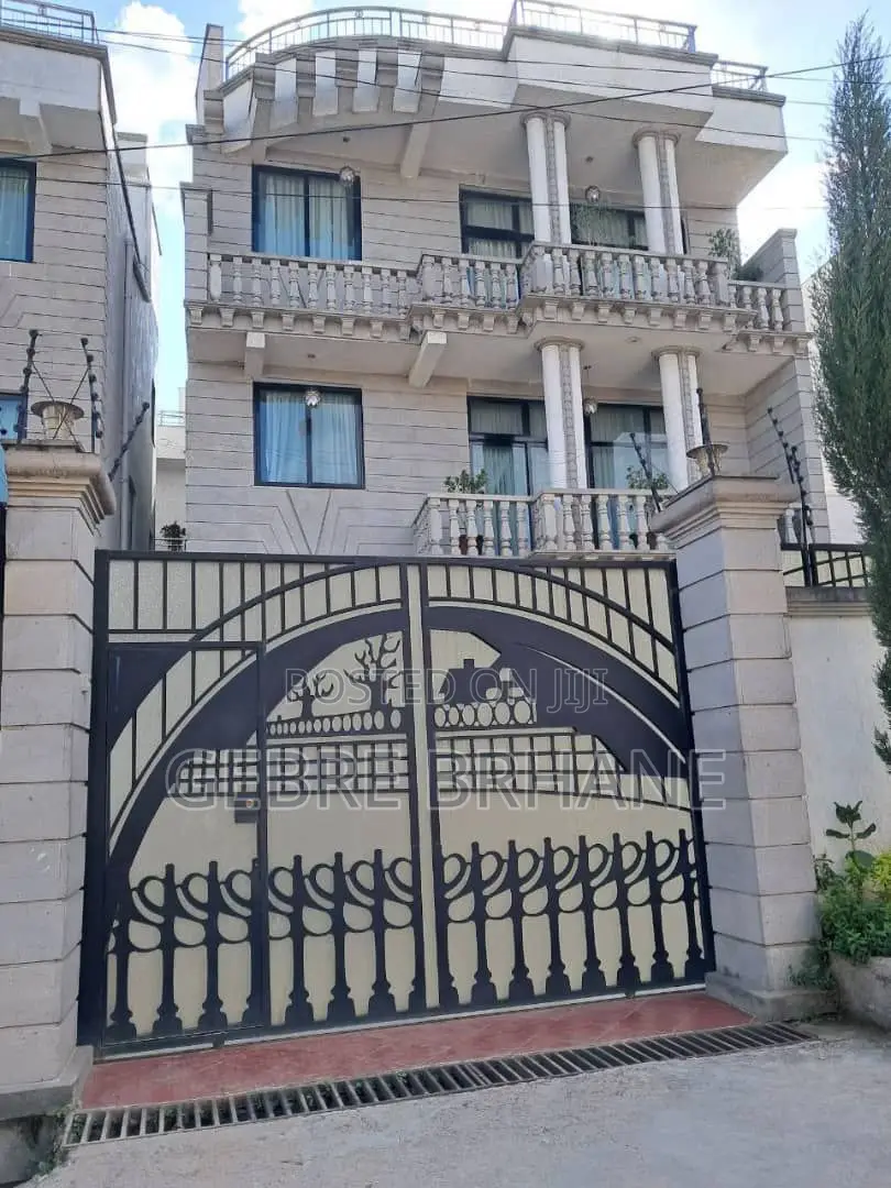 4bdrm Apartment in G+3, Yeka for rent