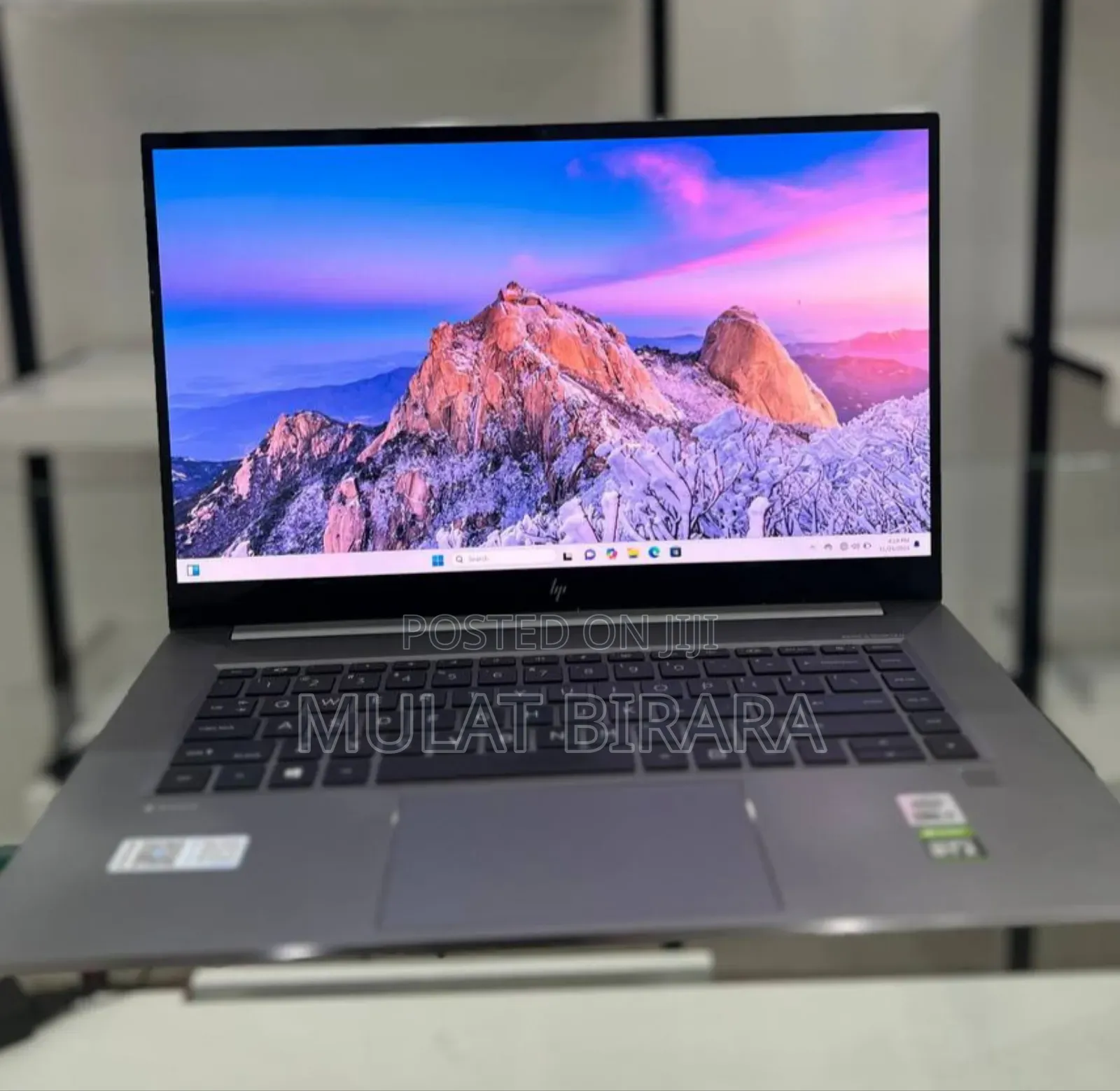 New Laptop HP ZBook Firefly 14 G7 16GB Intel Core I7 SSD 1T