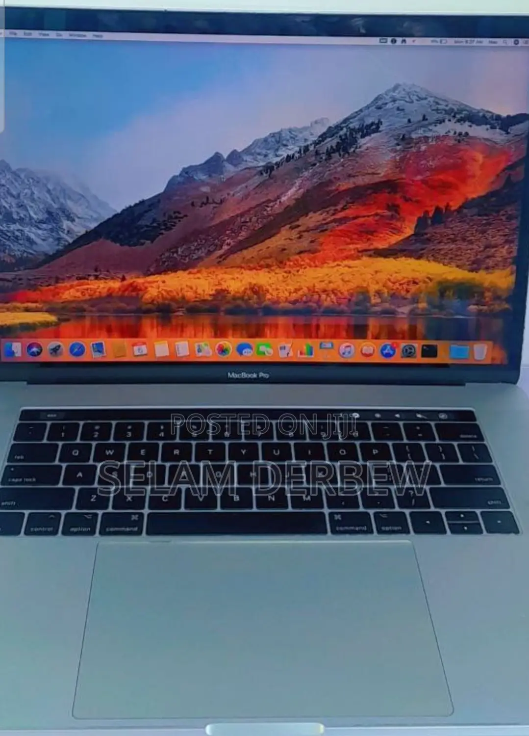 New Laptop Apple MacBook Pro 2017 16GB Intel Core I7 SSD 256GB