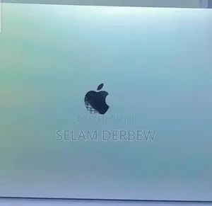 New Laptop Apple MacBook Pro 2017 16GB Intel Core I7 SSD 256GB