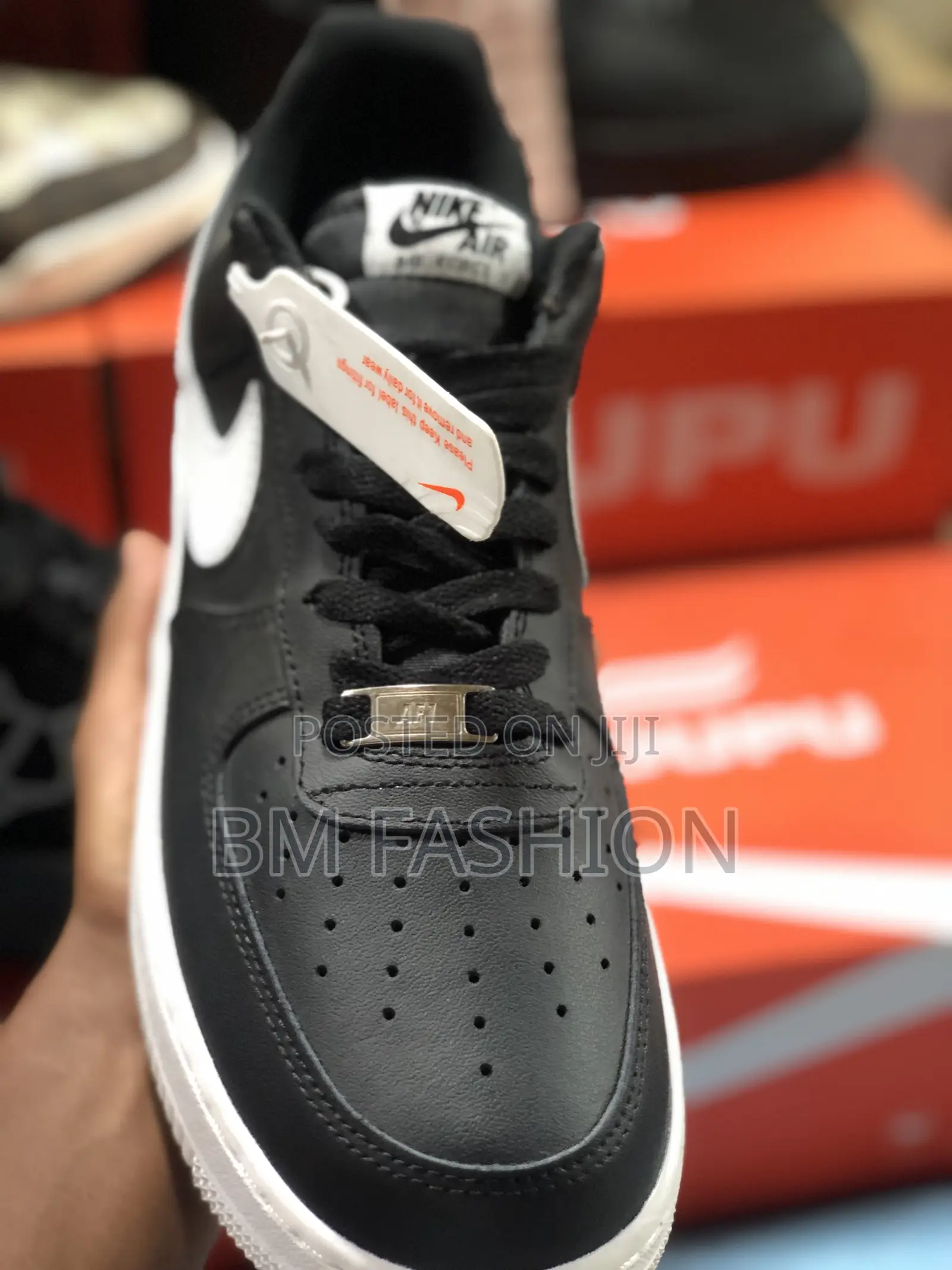 Af1 Black and White