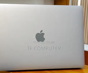New Laptop Apple MacBook Pro 2022 M2 8GB Apple M2 SSD 256GB