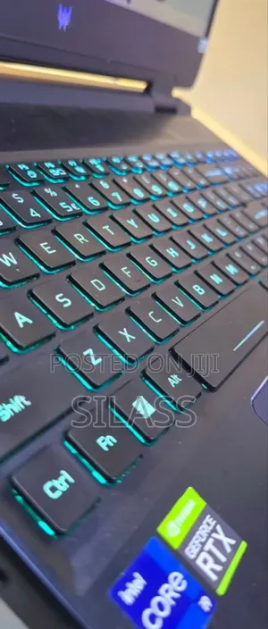 New Laptop Acer Predator Helios 300 16GB Intel Core i9 SSD 1T