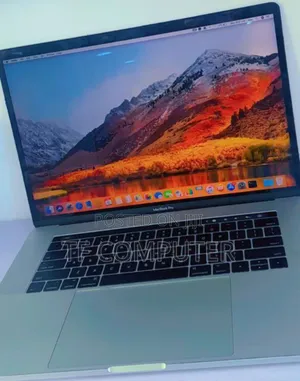 New Laptop Apple MacBook Pro 2017 16GB Intel Core I7 SSD 256GB