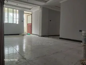 Furnished 3bdrm Condo in Ayat Kiber Demena, Yeka for sale