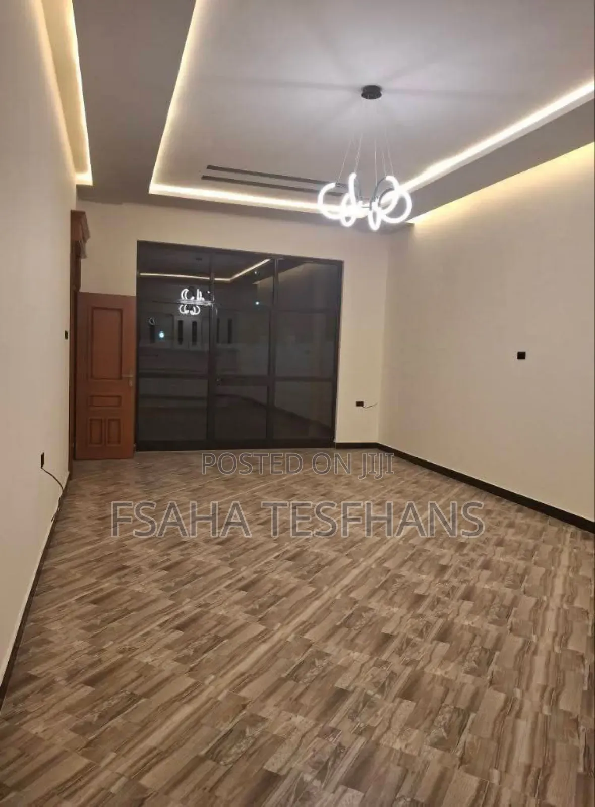 5bdrm Villa in House, Bole for rent
