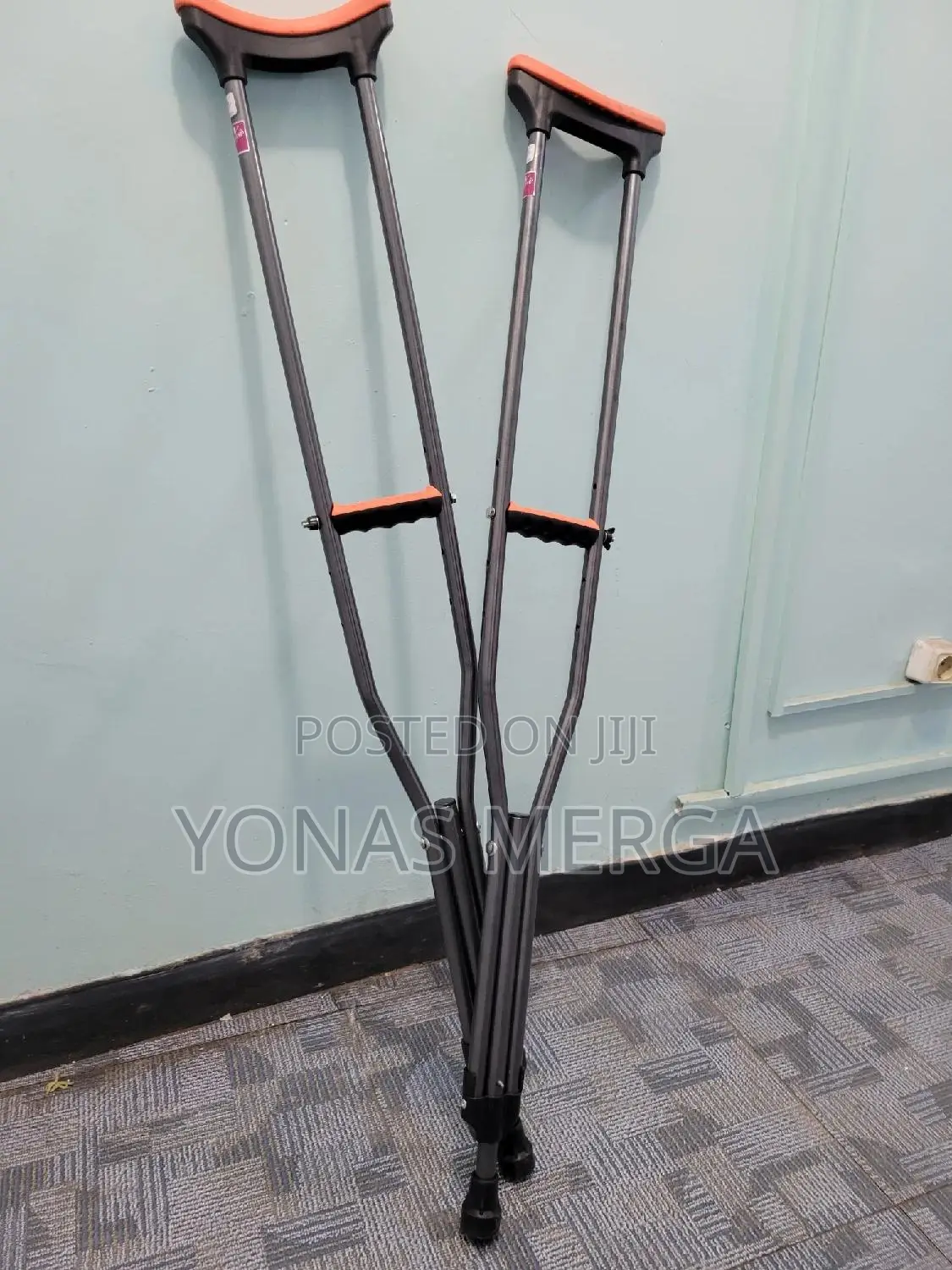 Crutches Canes Tripods and Quad Canes፮圈kranch/Cranch፱πtwo Pc