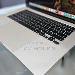 New Laptop Apple MacBook Air 8GB Apple M3 SSD 256GB
