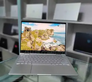 New Laptop HP Envy X360 8GB Intel Core I7 SSD 512GB