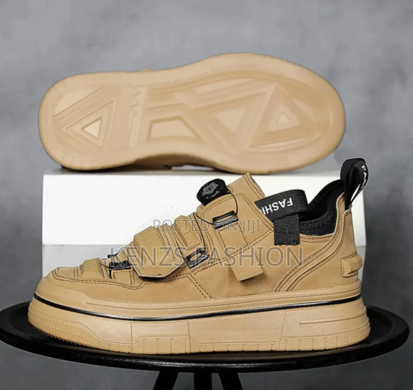 New Quality Fashionable Sneakers Shoes