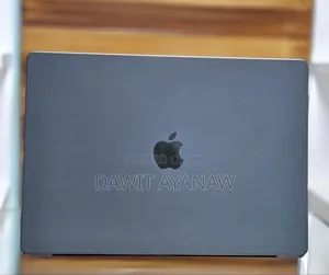 New Apple MacBook Pro 2023 M3 14-Inch 18GB Apple M3 Pro SSD 512GB