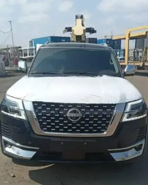 Nissan Patrol 2021 Green