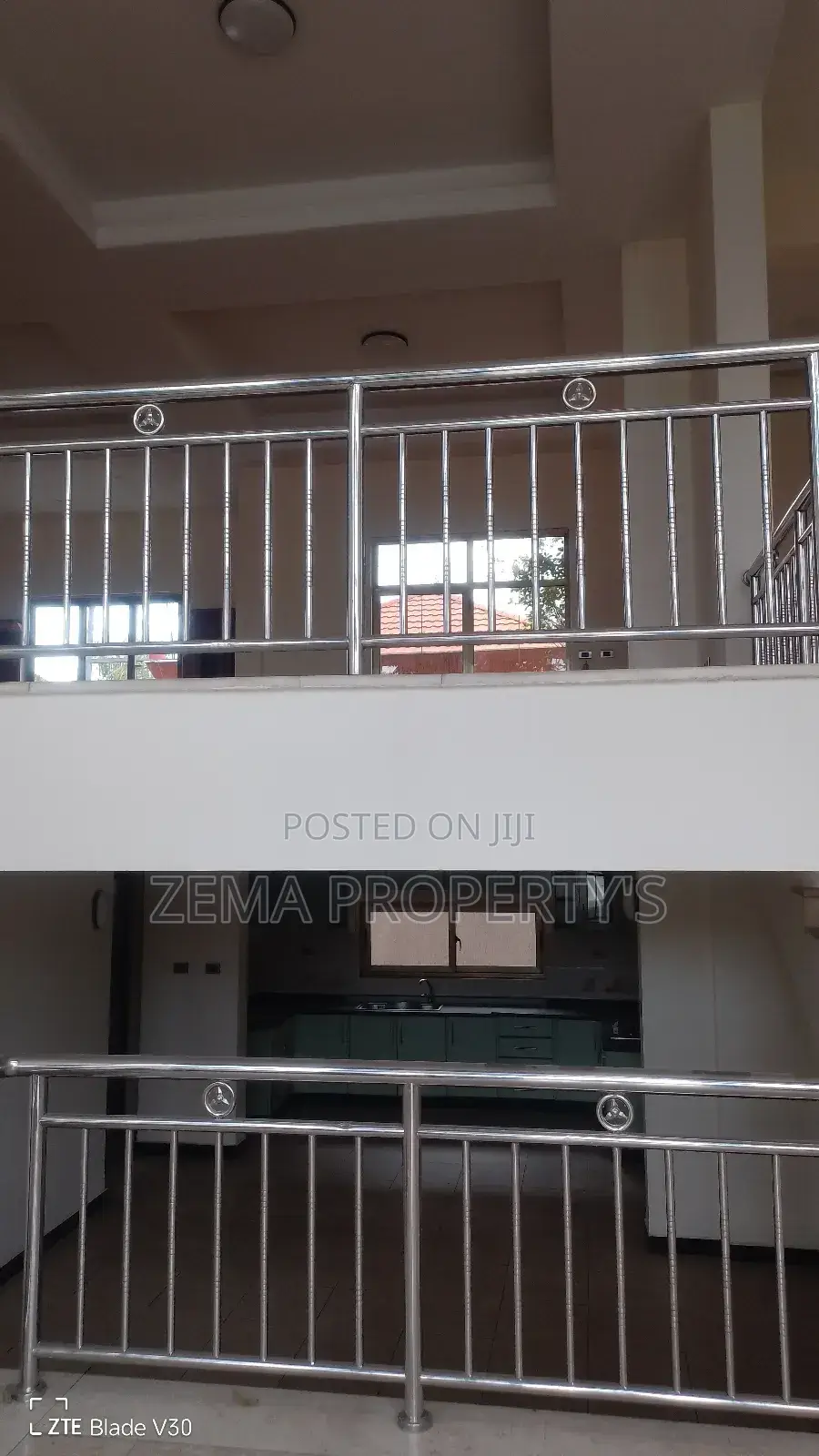 6bdrm House in Bole for rent