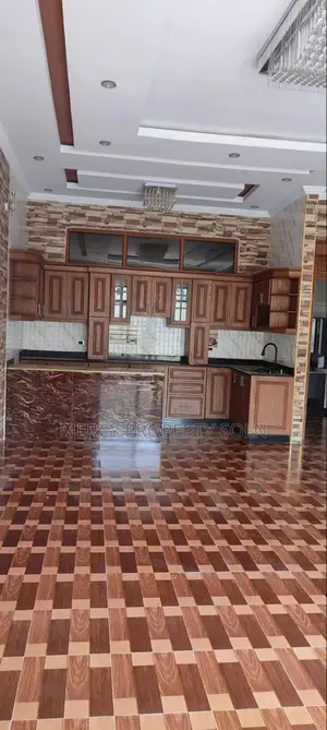 Furnished 6bdrm House in Bole for sale