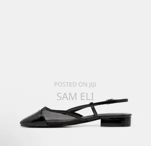 Black Flats Size 37