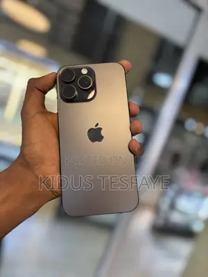 New Apple iPhone 16 Pro Max 256 GB Black