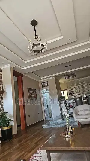 3bdrm Villa in Vila, Yeka for rent