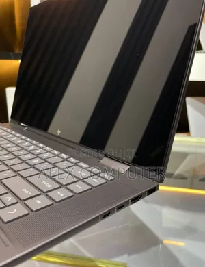 New Laptop HP Envy X360 16GB AMD Ryzen 7 SSD 512GB