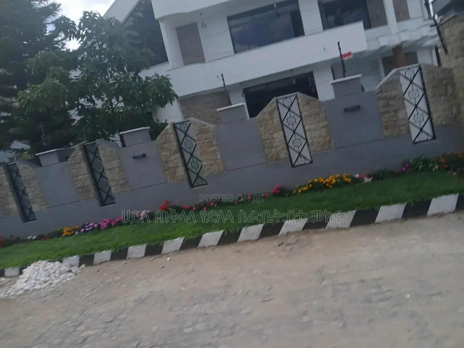 Furnished 7bdrm House in Yeka for sale