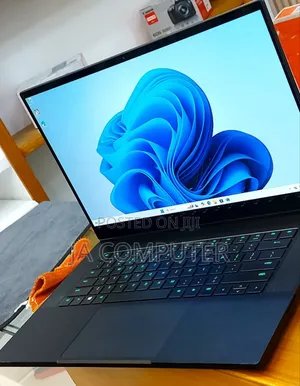 New Laptop Razer Blade 16GB Intel Core I7 SSD 1T