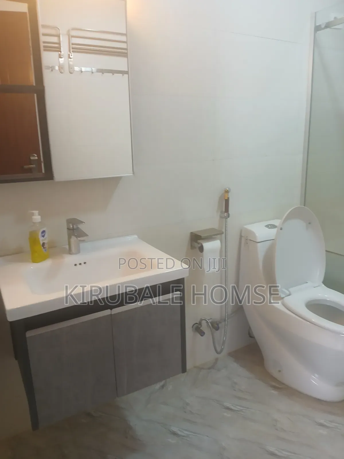 3bdrm Apartment in Semit 72, Bole for sale
