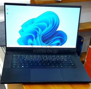 New Laptop Razer Blade 16GB Intel Core I7 SSD 1T