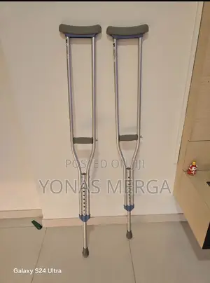 Axillary Crutch
Alloy,Alluminum
9 Adjustable Heavy Duty
