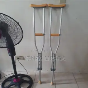 Exchangeable Auxiliary Crutches፪鬆2pcs የብብት Crutches