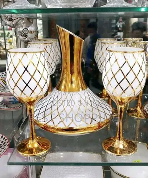 Luxurious Glassware 7 Pc የወይን ብርጭቆ ሴት