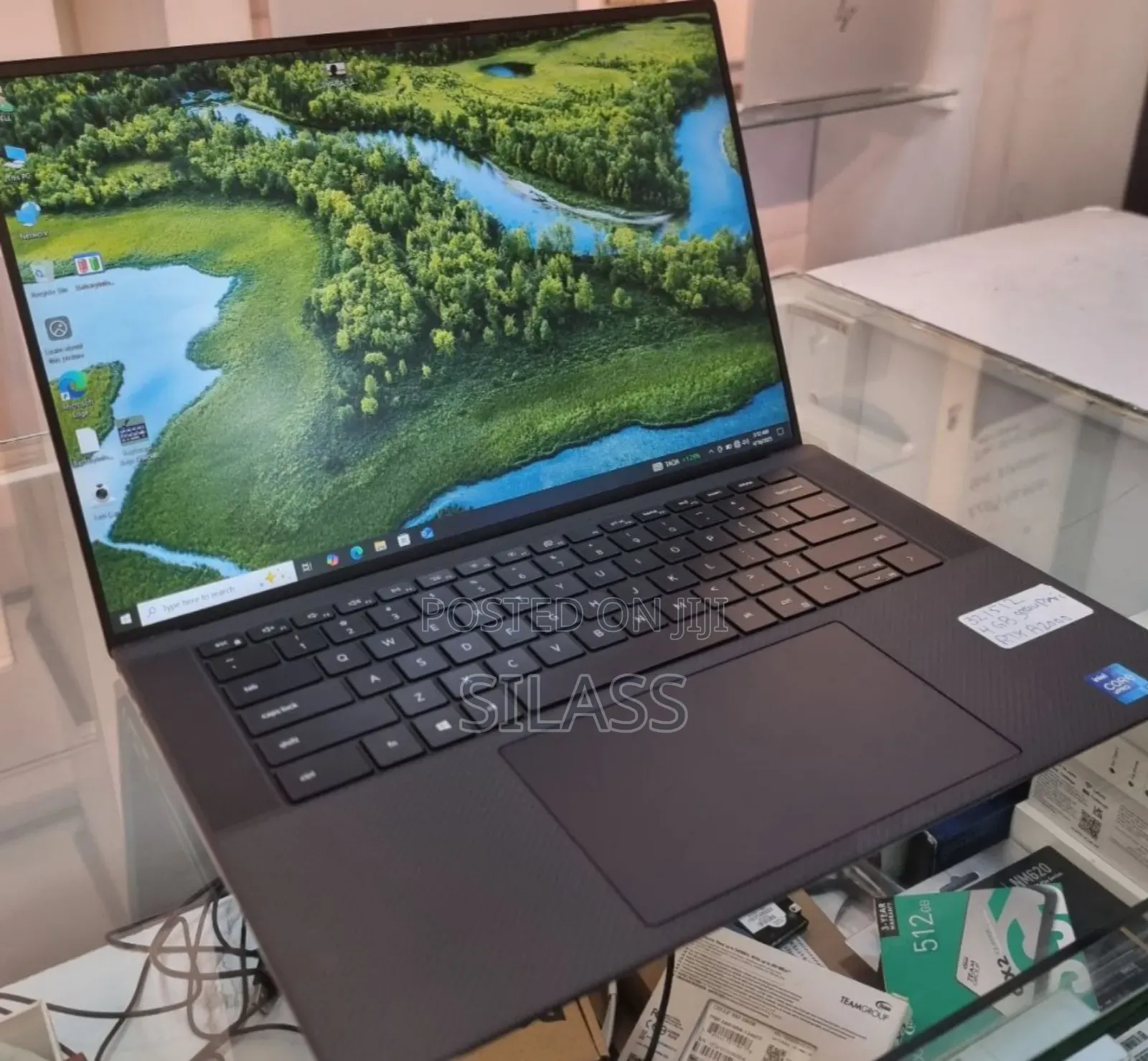 New Laptop Dell 16GB Intel Core i7 SSD 512GB