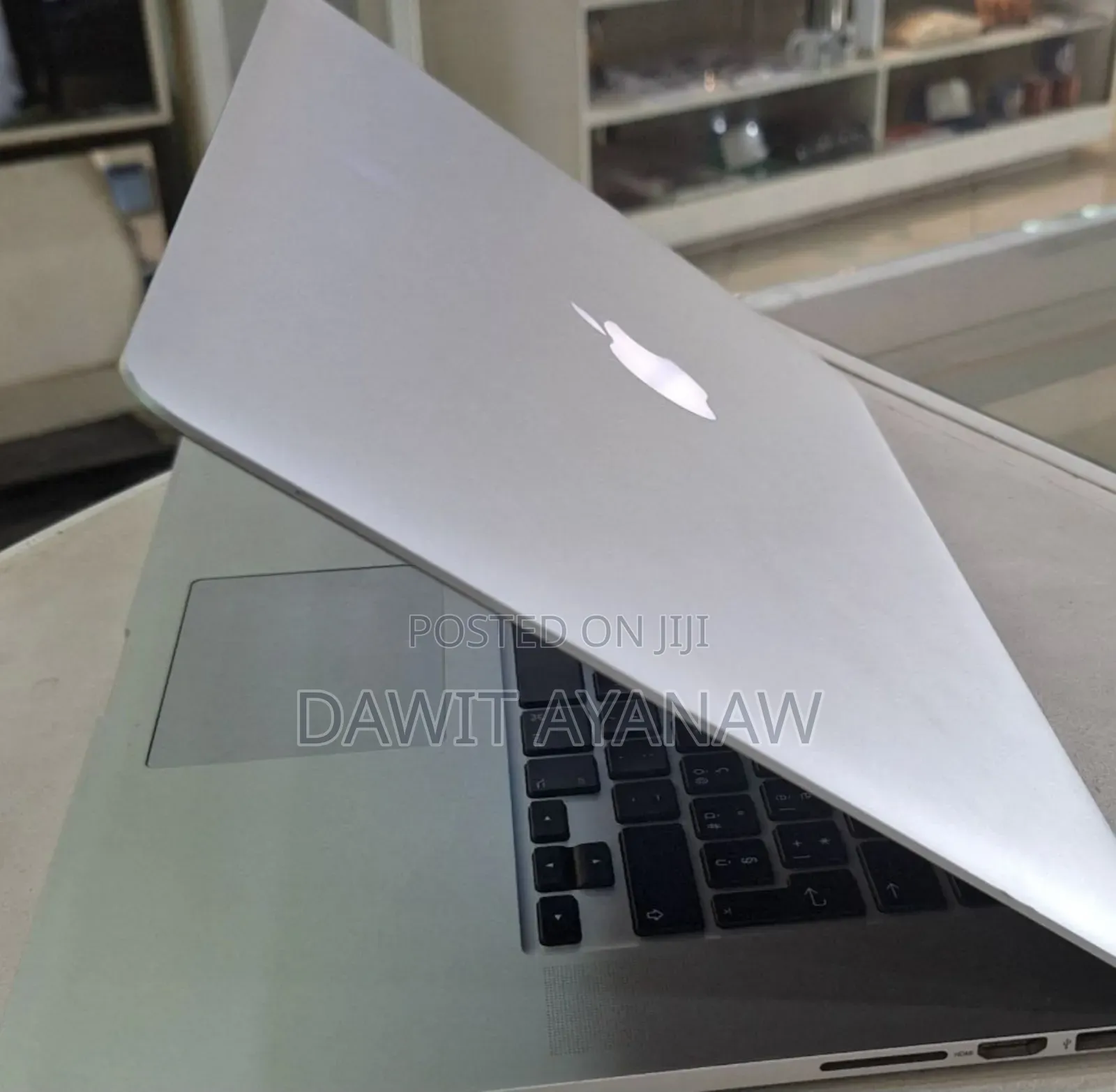 New Laptop Apple MacBook Pro 2014 8GB Intel Core I7 SSD 256GB