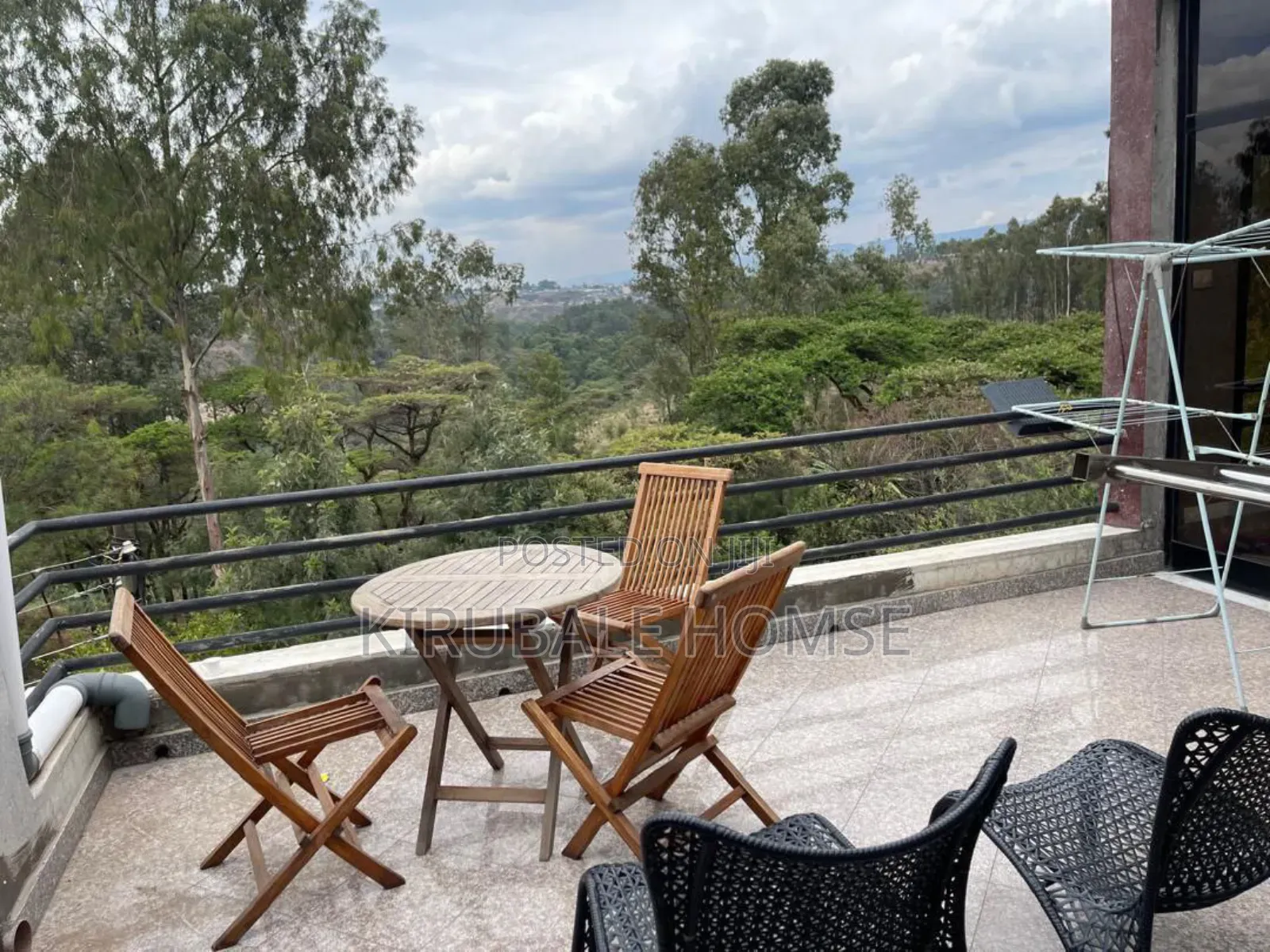 Furnished 5bdrm Villa in Bole for rent