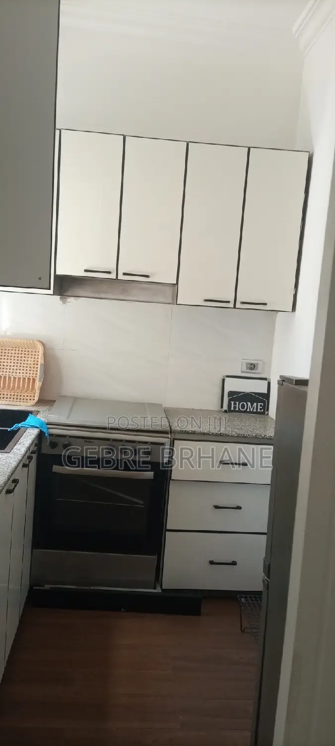 Furnished 1bdrm Apartment in Apartment, Yeka for rent