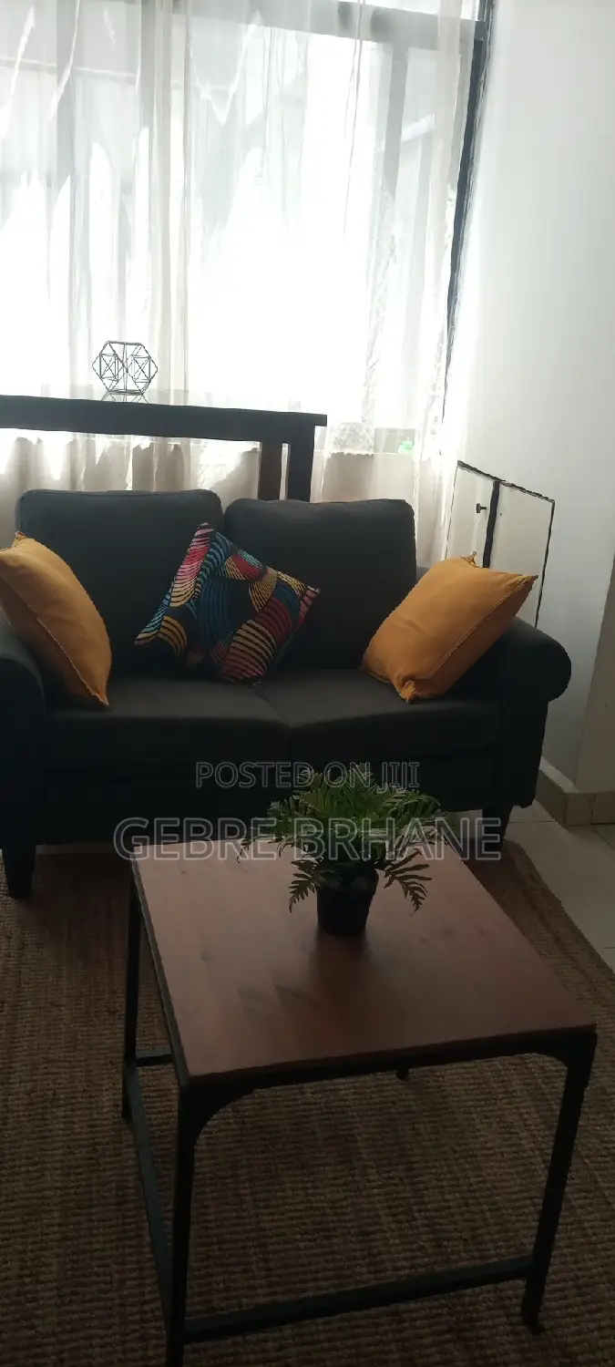 Furnished 1bdrm Apartment in Apartment, Yeka for rent