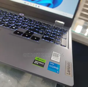 New Laptop Lenovo LOQ 15IRH8 16GB Intel Core I5 SSD 512GB