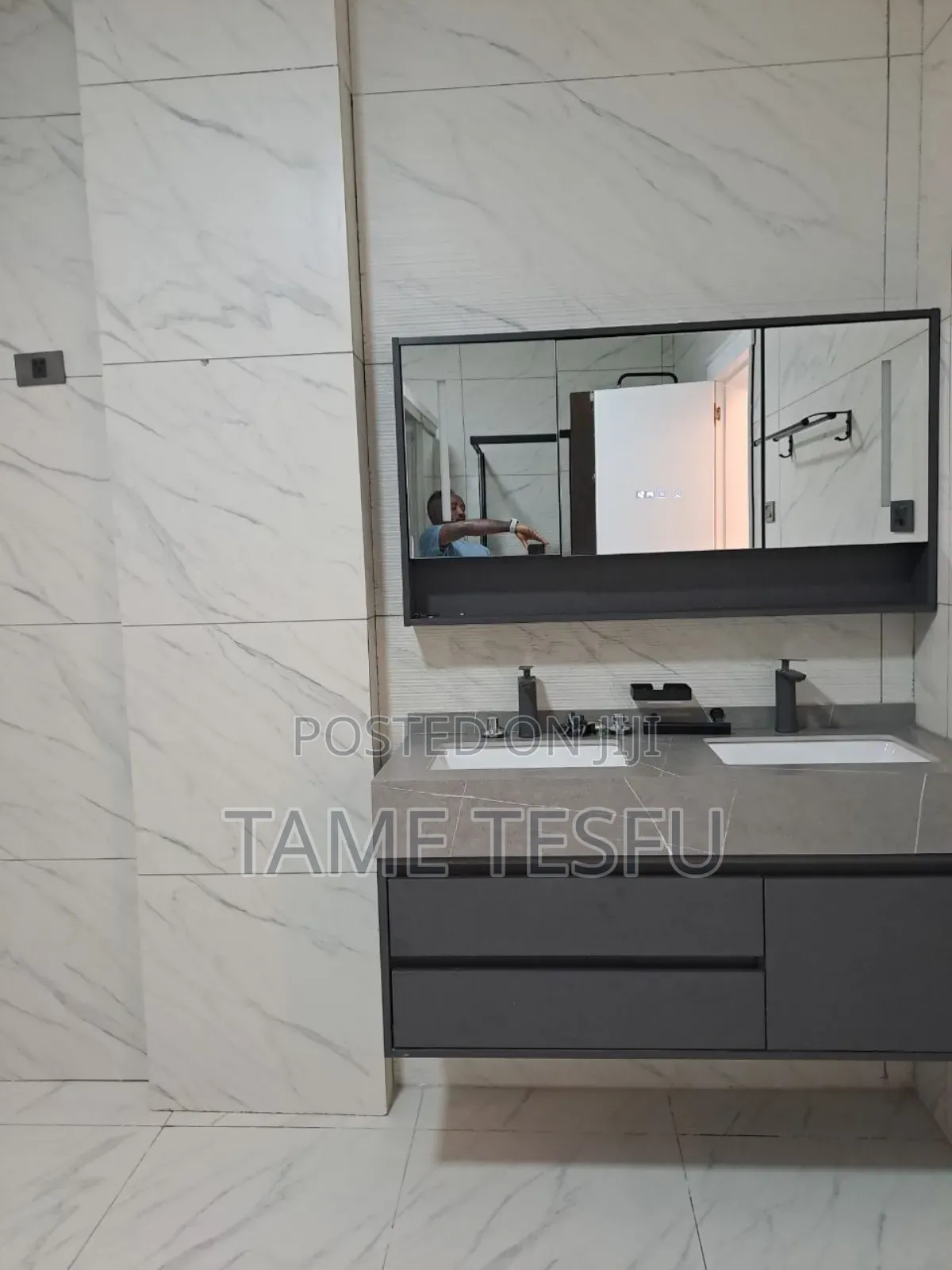 Furnished 6bdrm House in ጉርድ ሾላ, Bole for sale