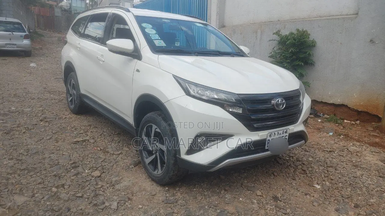 Toyota Rush 1.5 AWD 2021 White