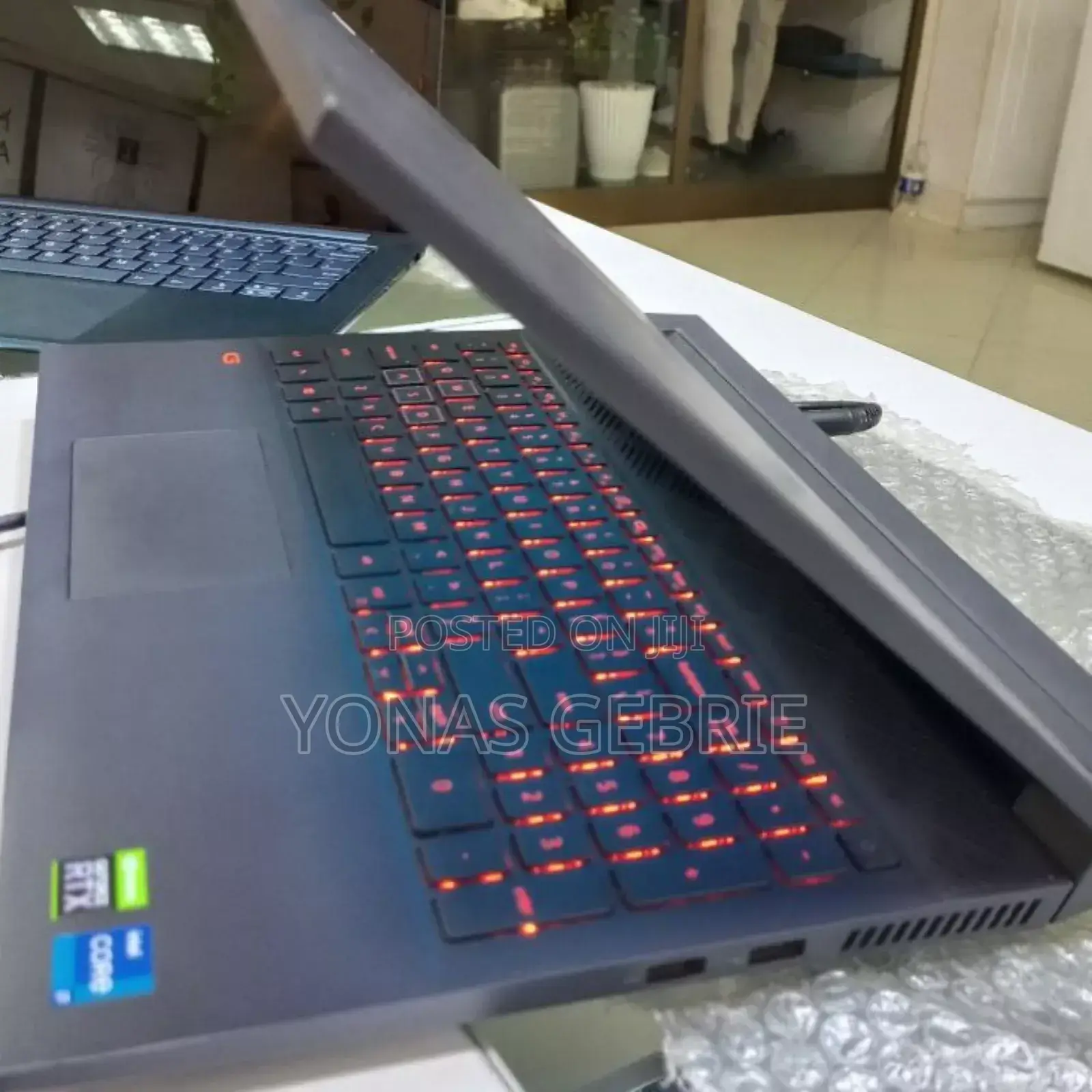 New Laptop Dell G15 5511 16GB Intel Core i7 SSD 512GB