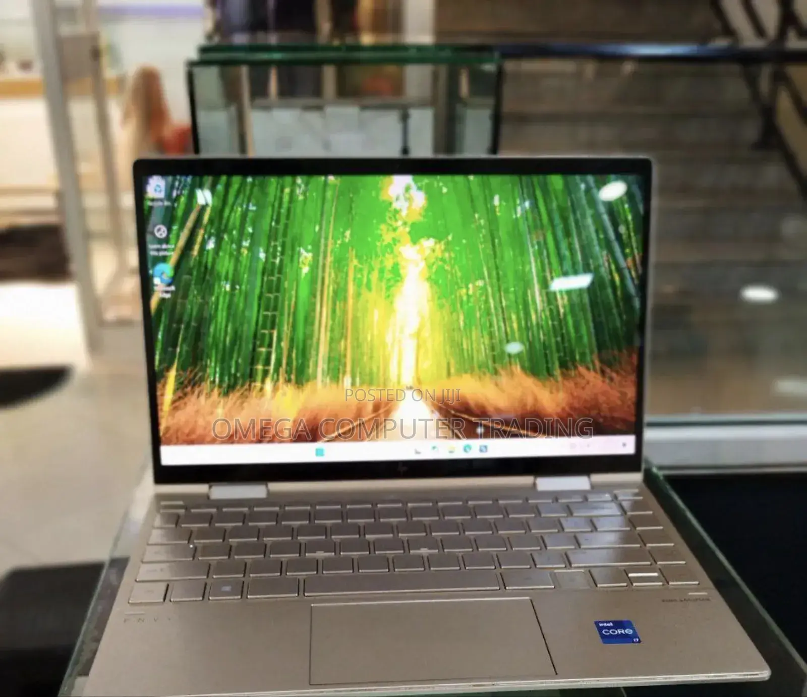 New Laptop HP Envy x360 8GB Intel Core i7 SSD 512GB