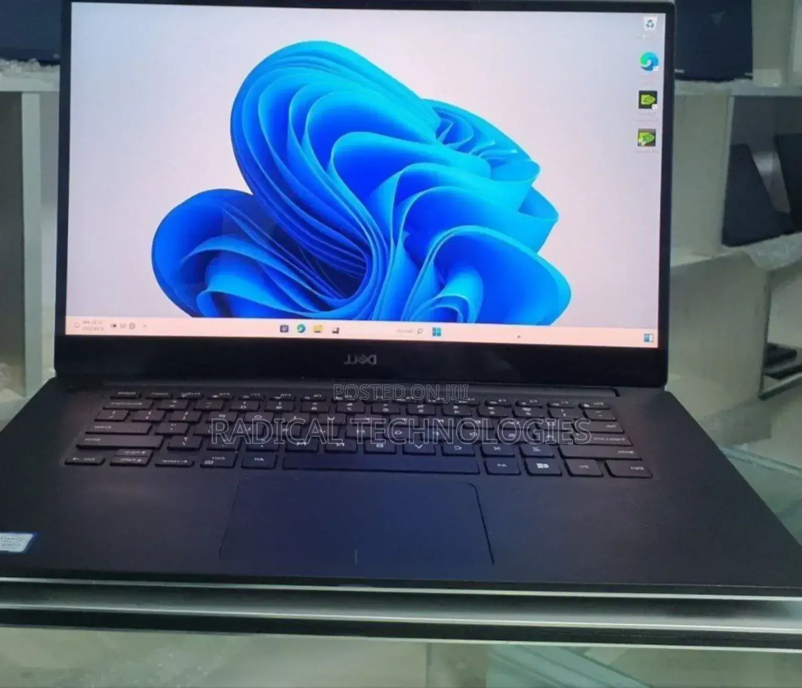 New Laptop Dell G GB Intel Core I7 SSD 512GB