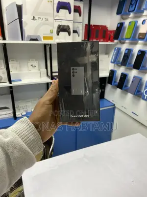New Samsung Galaxy S24 Ultra 256 GB