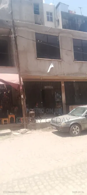 Furnished 4bdrm Maisonette in Akaky Kaliti for sale