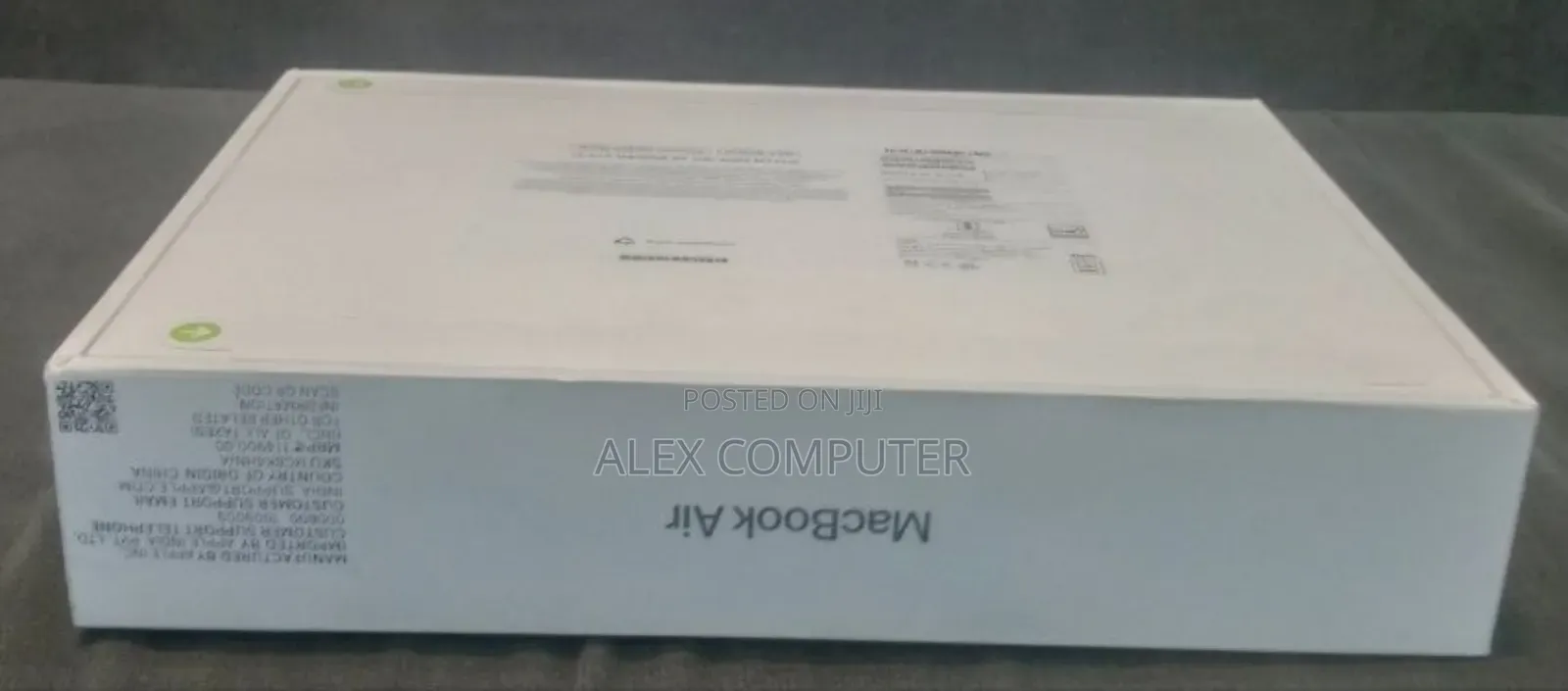New Laptop Apple MacBook Air 2024 M3 13-Inch 16GB Apple M3 SSD 256GB