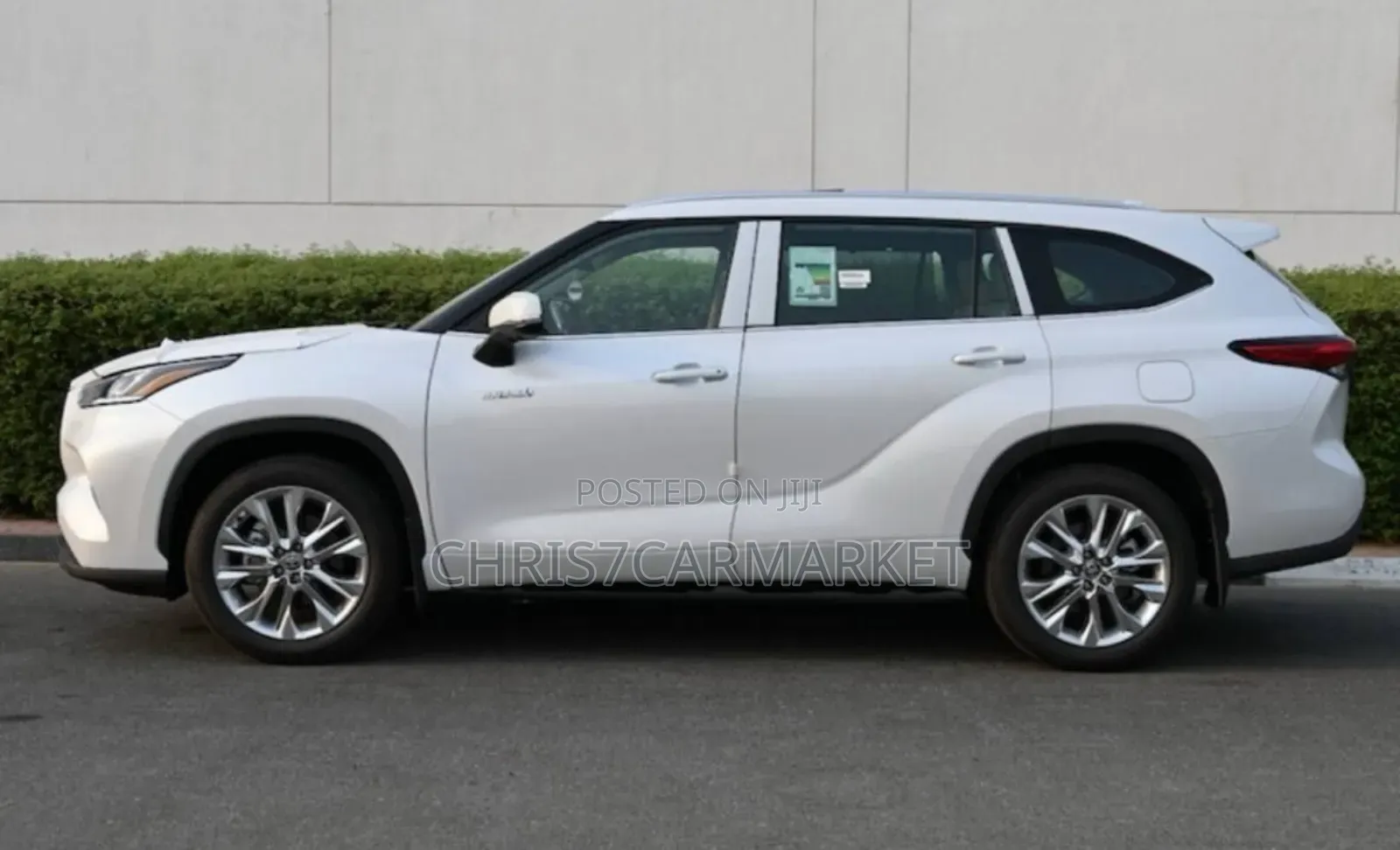 Toyota Highlander Hybrid 2024 White