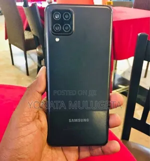 Samsung Galaxy A12 128 GB Black