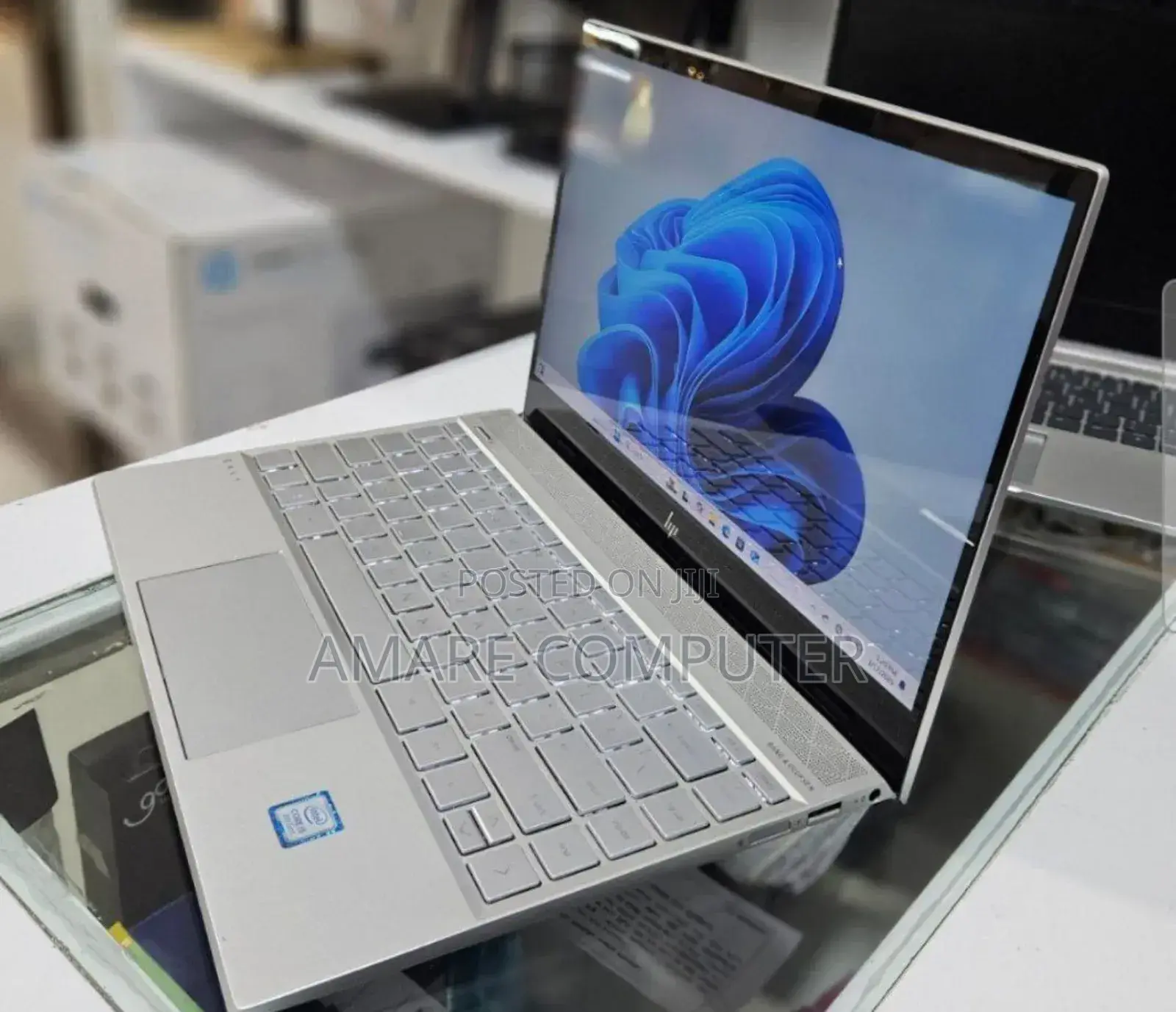 New Laptop HP Envy 13 8GB Intel Core I5 SSD 256GB