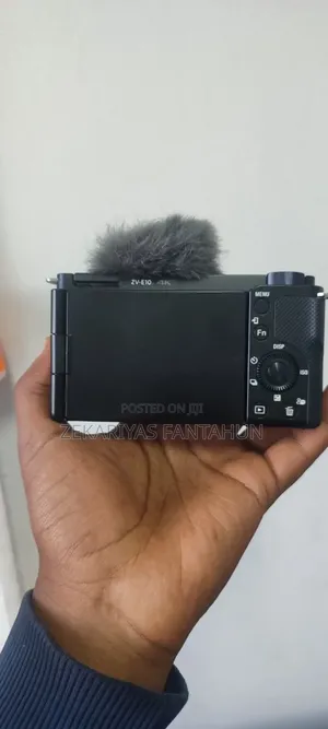 Sony Zv-E10
