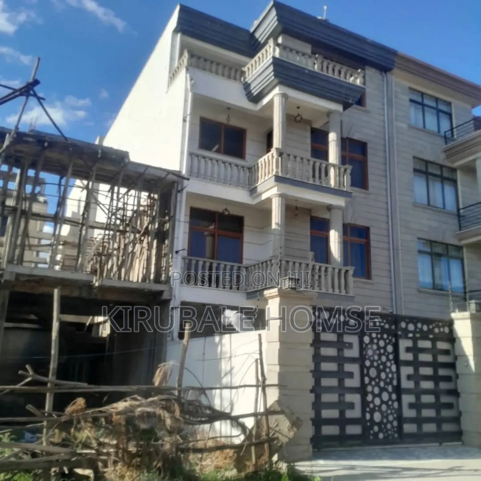 7bdrm Villa in Bole for sale